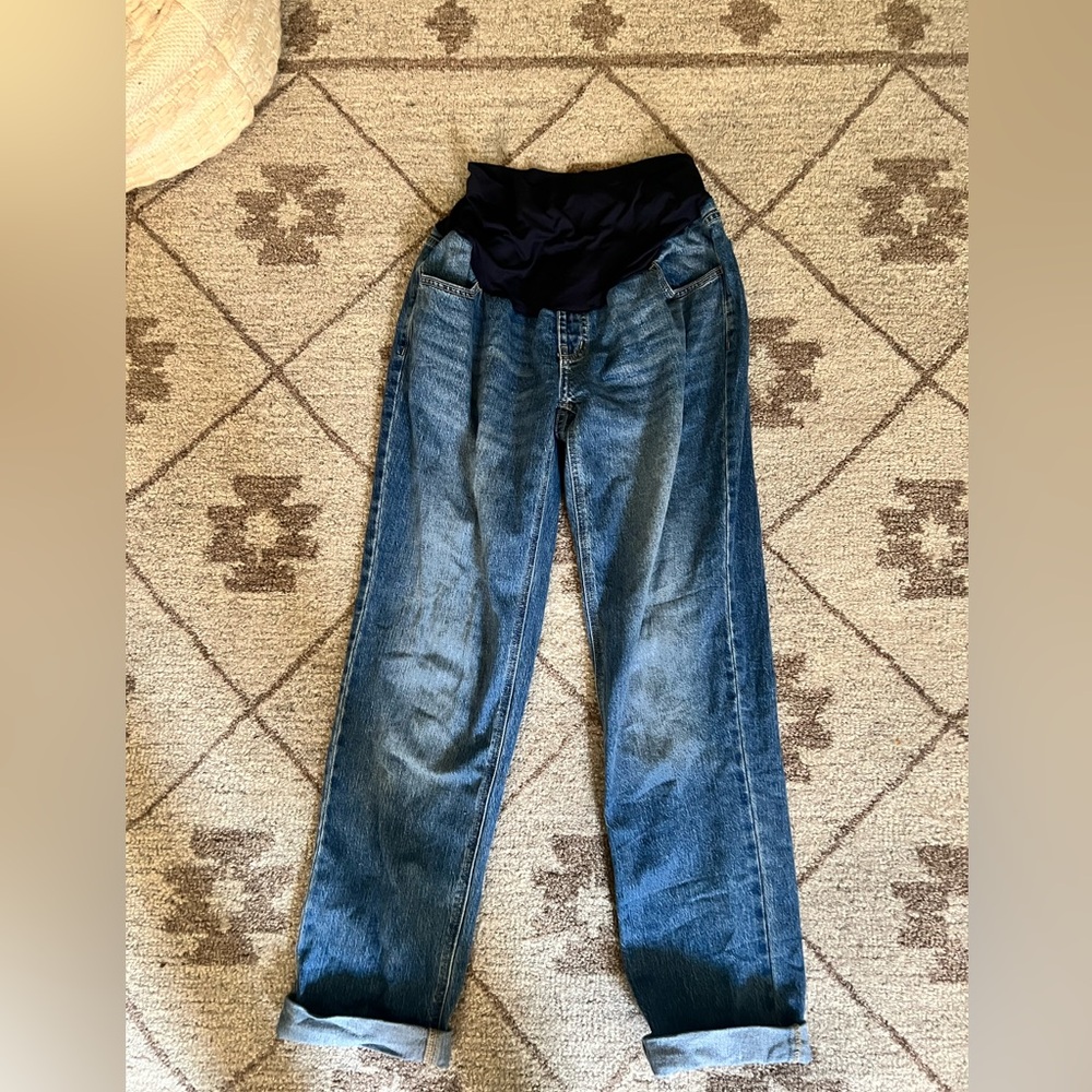 Maternity boyfriend jeans